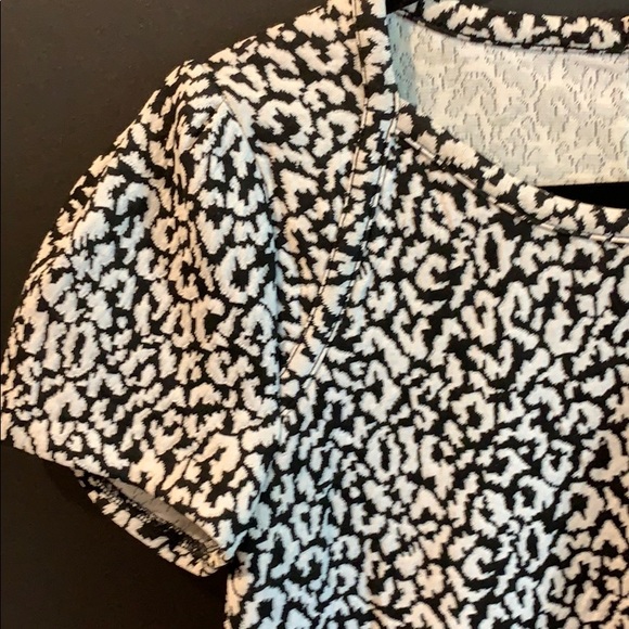 Anthropologie 🖤 Blouse - Picture 3 of 5